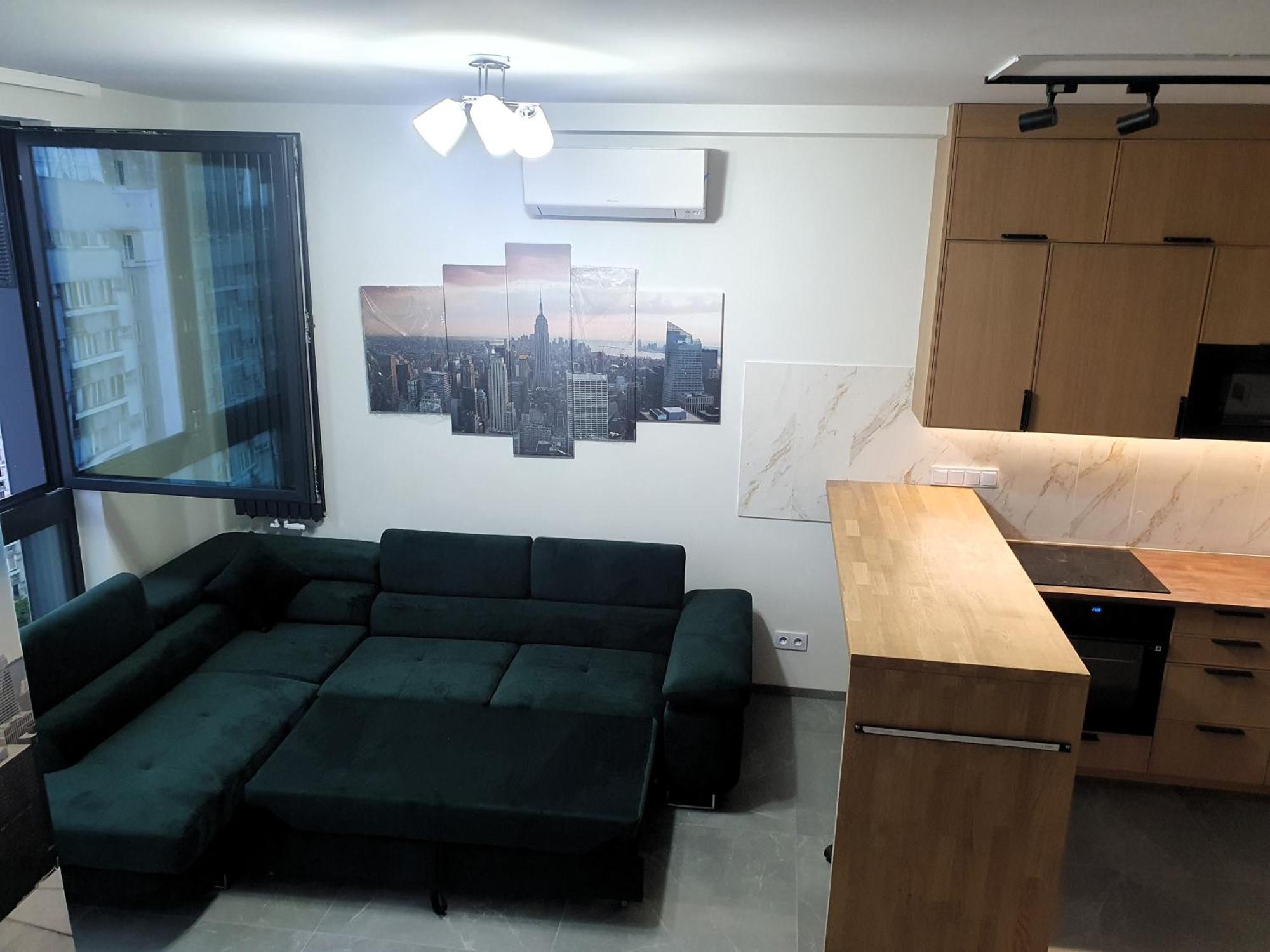 Apartment Grzybowska 37 *